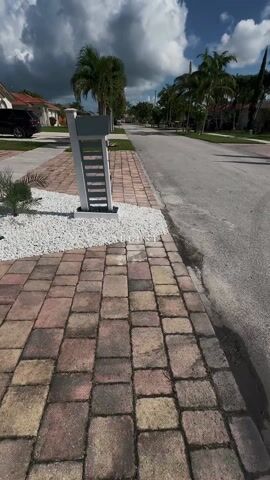 Outdoor Landscaping before and after in Kendall, by Yurisbel: after