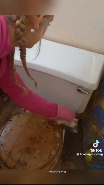 Cleaning a disaster, House Cleaning in Gainesville, FL, by Supaabfellow